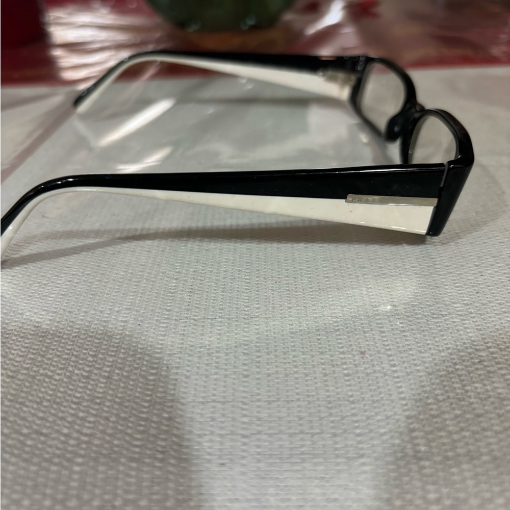 Prada reading glasses#prada